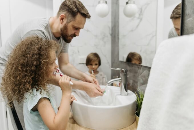 family washing